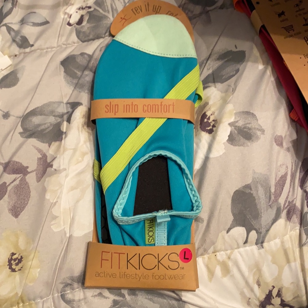 Fit Kicks - Picture 3 of 4
